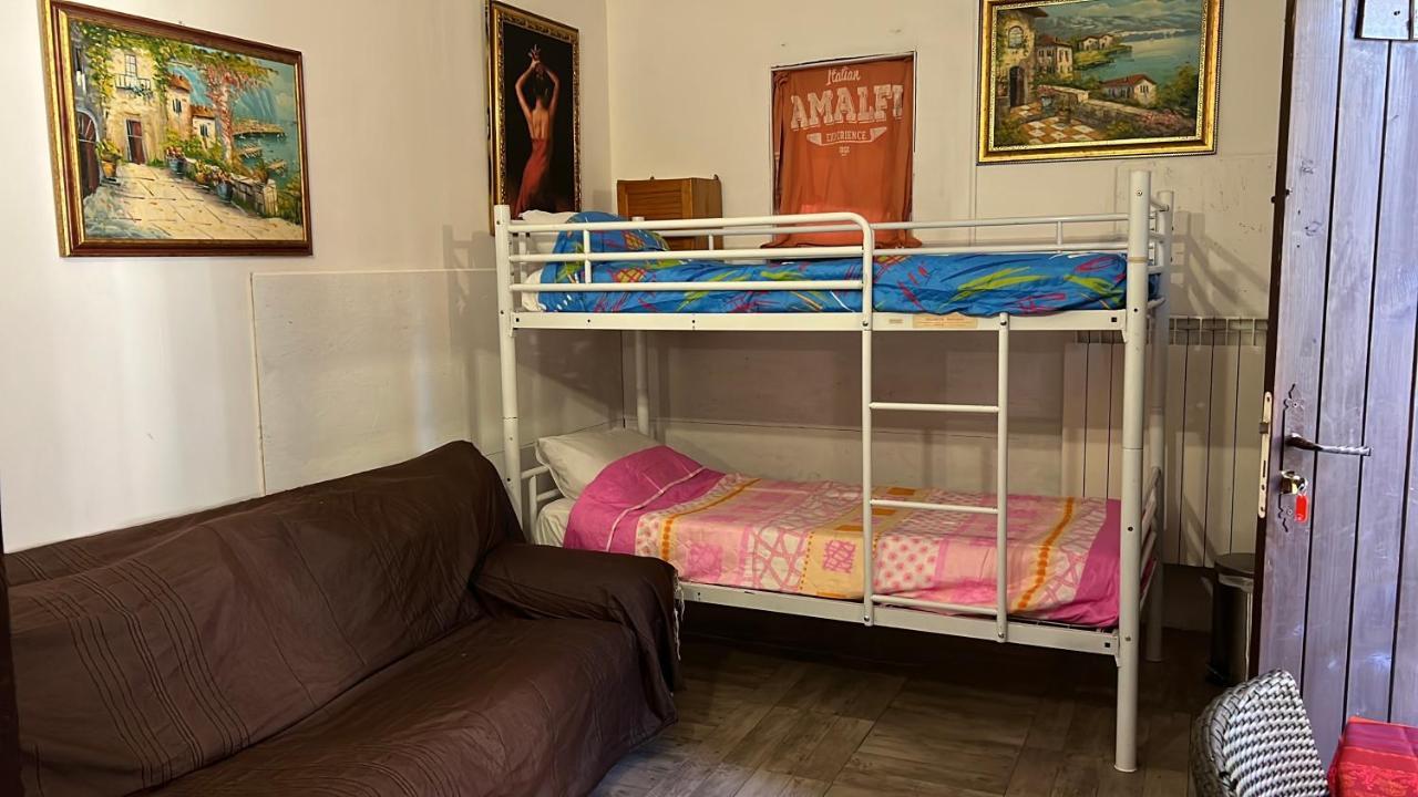 Chambres D'Hotes Sorrento Champs-Sur-Marne Bagian luar foto